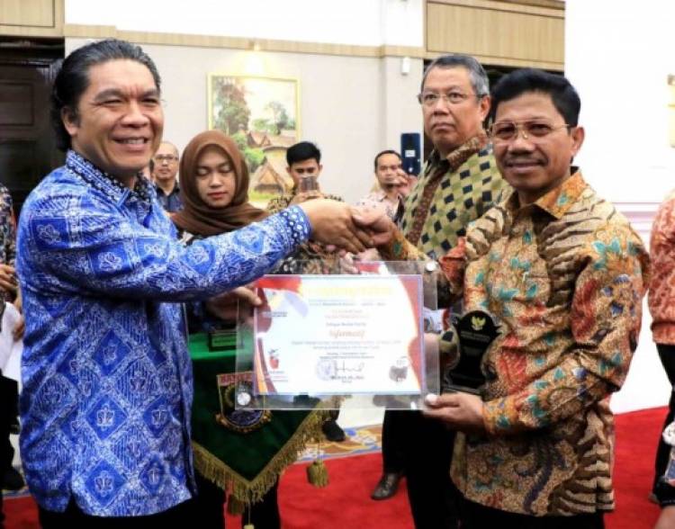 Pemkot Tangerang Sukses Pertahankan Penghargaan Badan Publik Kategori Informatif