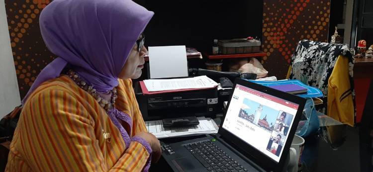 Bekerja dari Rumah, Diskominfo Banten Gunakan Aplikasi Zoom Meeting
