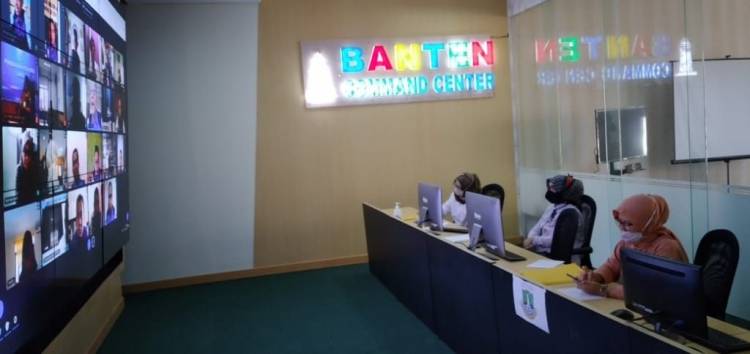 Melalui Video Conference, Kadis Kominfo Banten Rapat Bersama Askompsi dan Relawan TIK