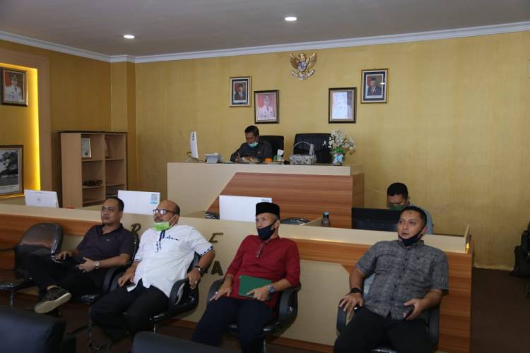 Video Conference, Diskominfo Kota Serang Fasilitasi Rapat Penanganan Covid-19 dengan Mendagri