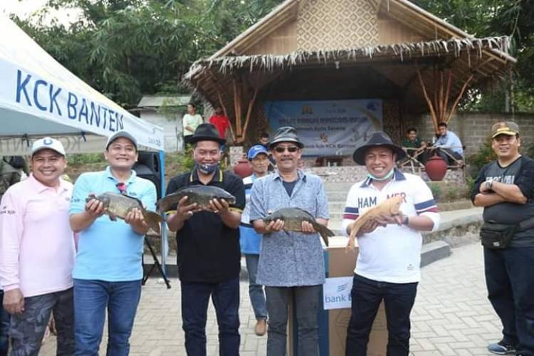 Bank BJB KCK Banten Gelar Lomba Mancing di Kota Serang