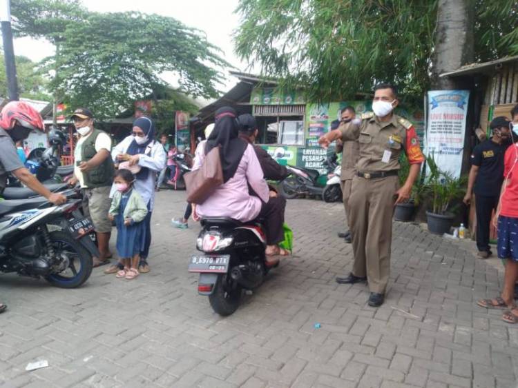 Kecamatan Pinang Rutin Sosialisasikan Prokes di Situ Cipondoh